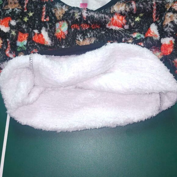 Super Soft Fully Fleece-Lined Christmas Reindeer Sweatshirt - Juniors Medium - Picture 5 of 7